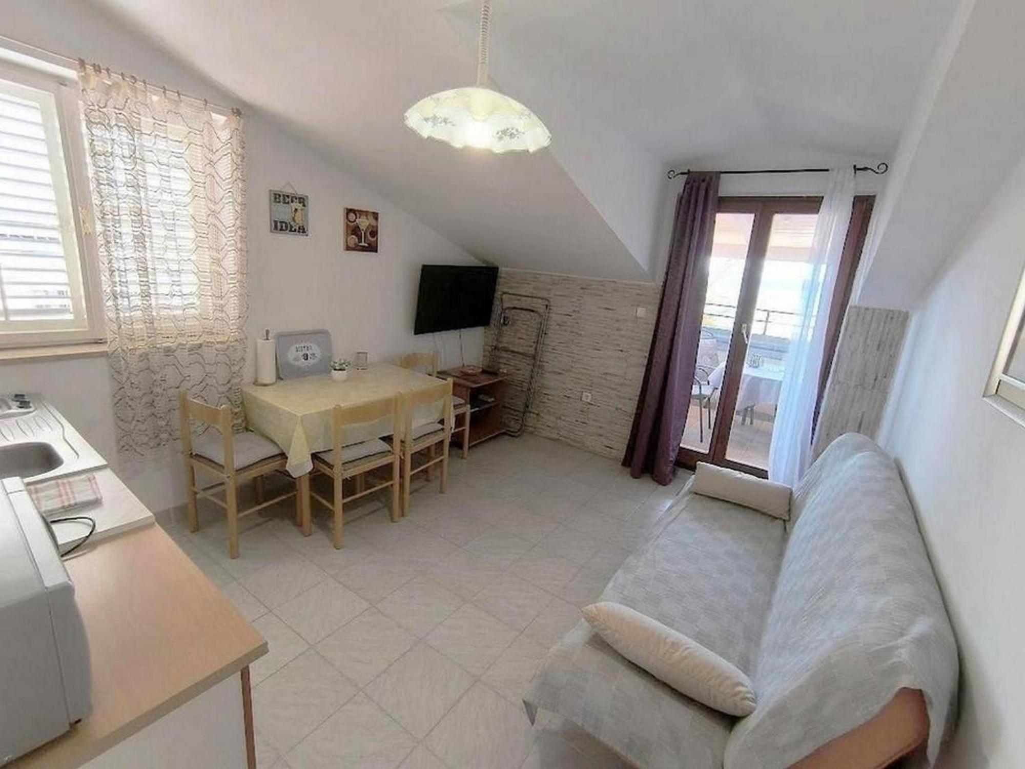 Rooms And Apartments Palma B&B Медулин Екстериор снимка