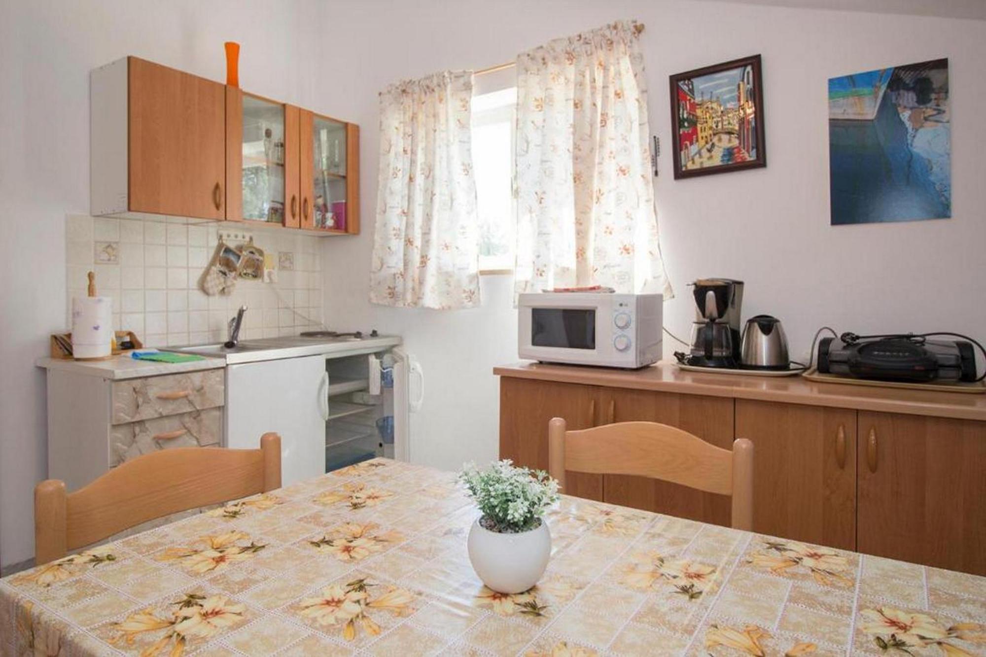 Rooms And Apartments Palma B&B Медулин Екстериор снимка